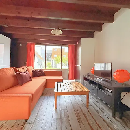 Apartment Coastal Family Retreat With Private Terrace Nieuwpoort, Sleeps 6 *