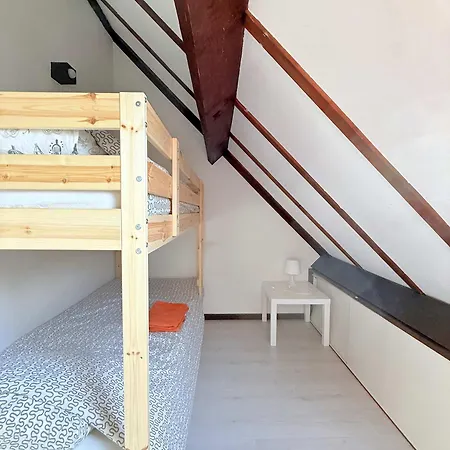 Coastal Family Retreat With Private Terrace Nieuwpoort, Sleeps 6