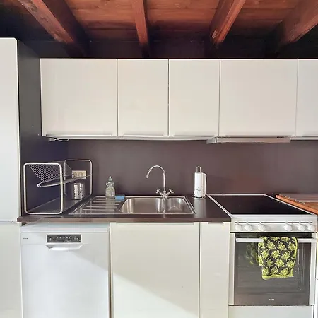 Coastal Family Retreat With Private Terrace Nieuwpoort, Sleeps 6 Nieuwpoort