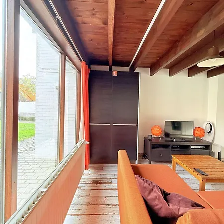 Coastal Family Retreat With Private Terrace Nieuwpoort, Sleeps 6 Apartment Nieuwpoort