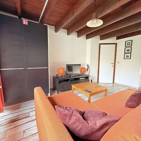 Coastal Family Retreat With Private Terrace Nieuwpoort, Sleeps 6 Nieuwpoort